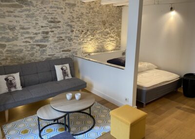 Studio meublé château 680 € / mois C.C