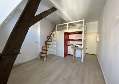 Studio Bouffay 576 €/MOIS C.C