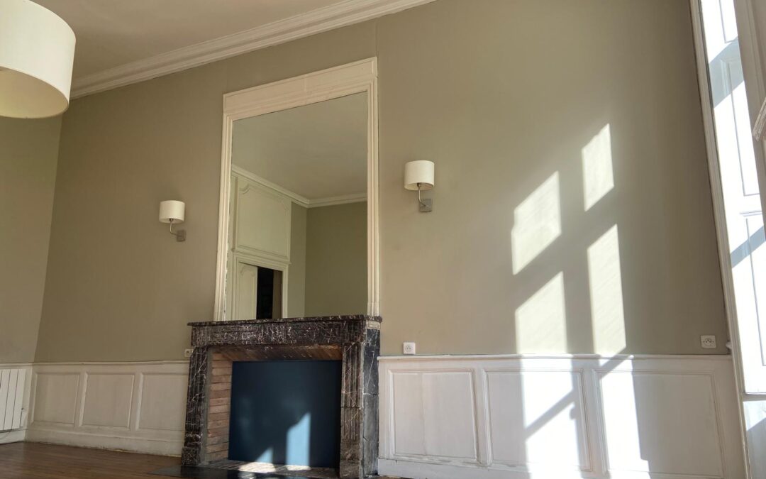 T2 Bis Turenne – 980 € C.C / MOIS