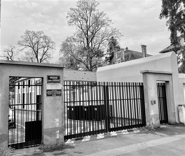 Monselet – Hôtel particulier dans impasse privée – 1.071.000 € fai