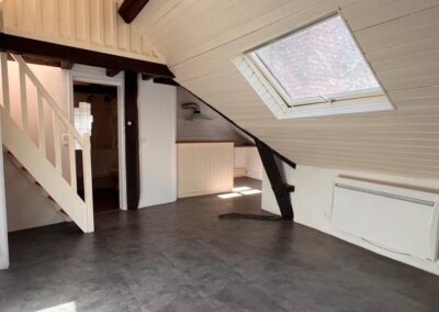 T1 DUPLEX GRASLIN – 780 €/MOIS C.C